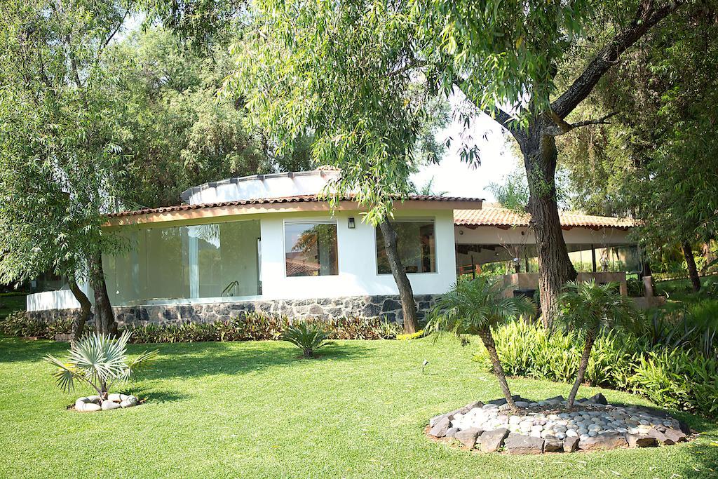 فندق Tacámbaro de Codallosفي  Quinta Sauz المظهر الخارجي الصورة