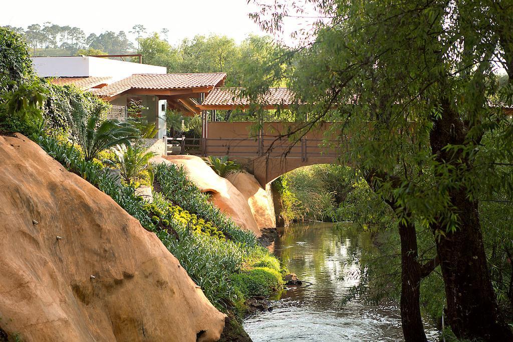 فندق Tacámbaro de Codallosفي  Quinta Sauz المظهر الخارجي الصورة