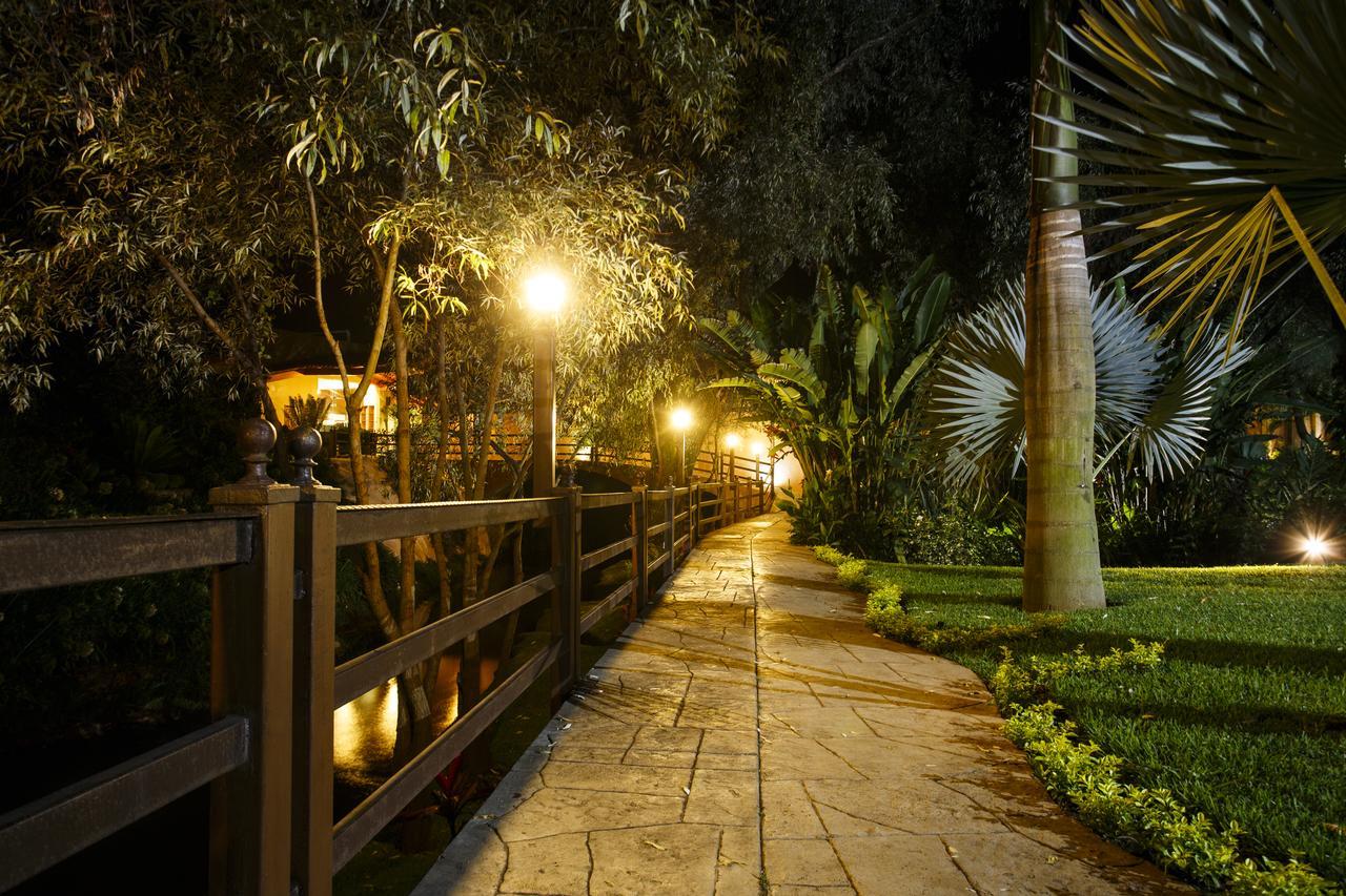 فندق Tacámbaro de Codallosفي  Quinta Sauz المظهر الخارجي الصورة